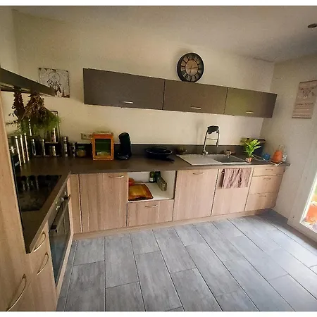 Chambre Dans Grande Maison Paisible Paulhan Exterior photo
